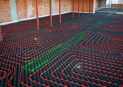 instalación de suelo radiante en sede de Comagi en Santiago de Compostela